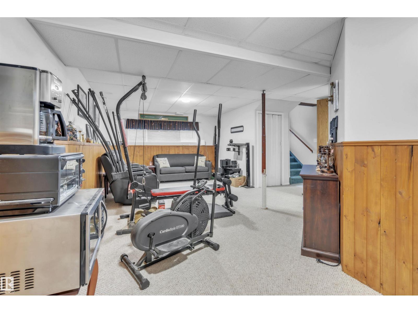4502 49 Av, Cold Lake, AB - Indoor Photo Showing Gym Room