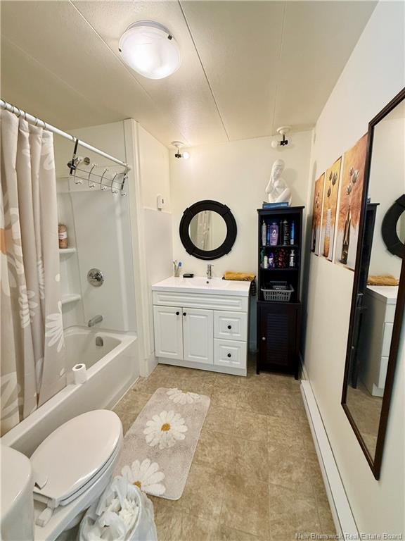 125 Route 134, Petit-Rocher, NB