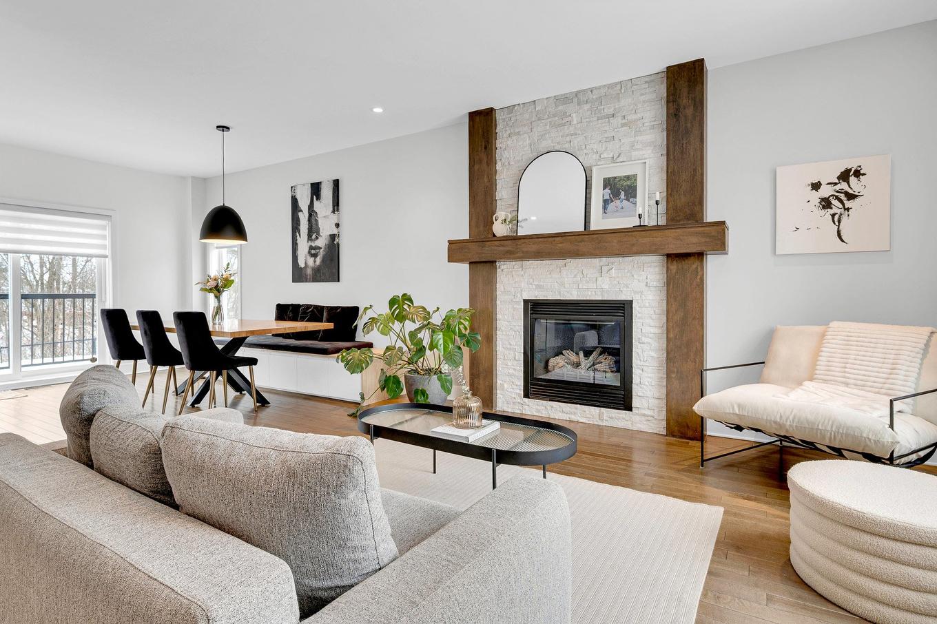 Salon - 30 Place De La Pulperie, Saint-Jérôme, QC - Indoor Photo Showing Living Room With Fireplace