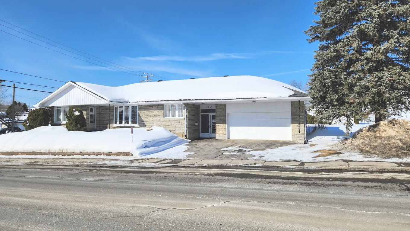 Frontage - 4303 Boul. Des Hêtres, Shawinigan, QC - Outdoor