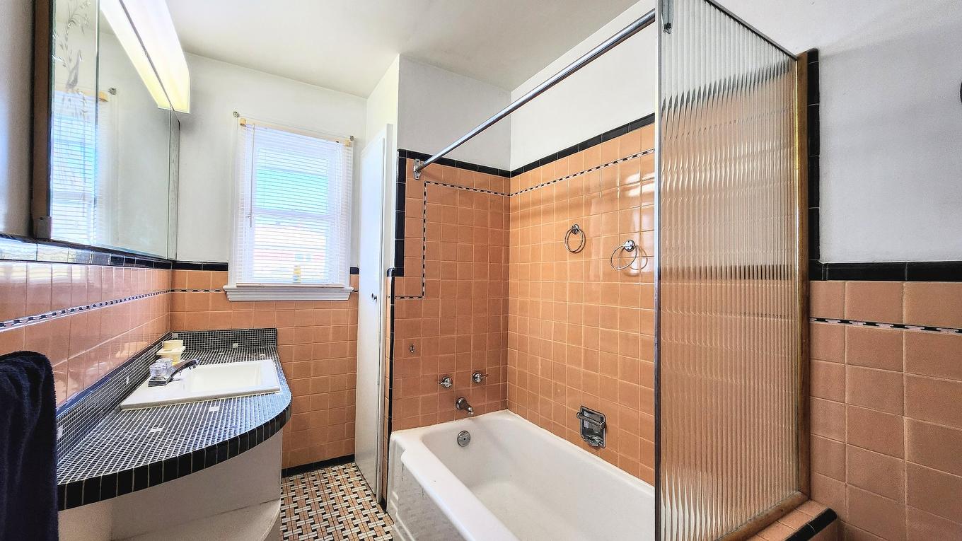 Bathroom - 4303 Boul. Des Hêtres, Shawinigan, QC - Indoor Photo Showing Bathroom