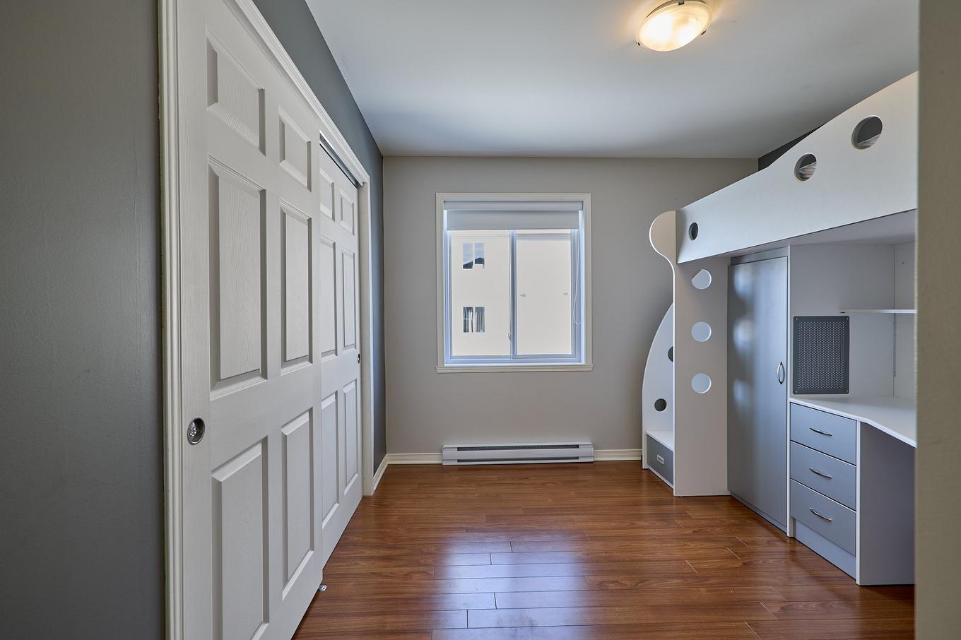 Chambre à coucher - 1008 Boul. Maisonneuve, Saint-Jérôme, QC - Indoor Photo Showing Other Room