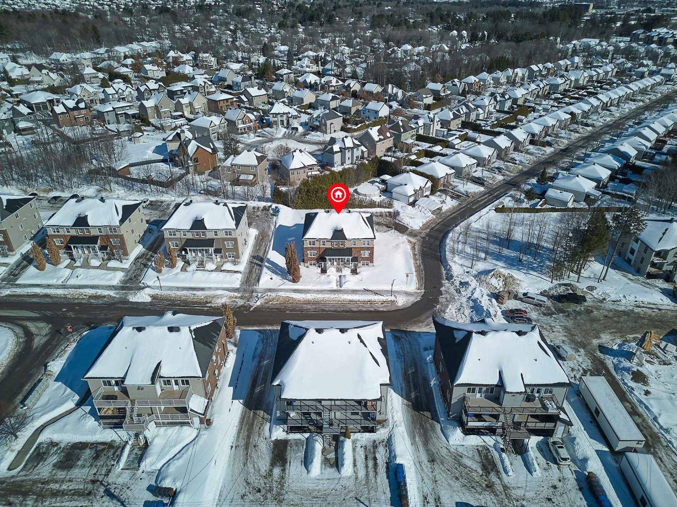 Photo aérienne - 1008 Boul. Maisonneuve, Saint-Jérôme, QC - Outdoor With View