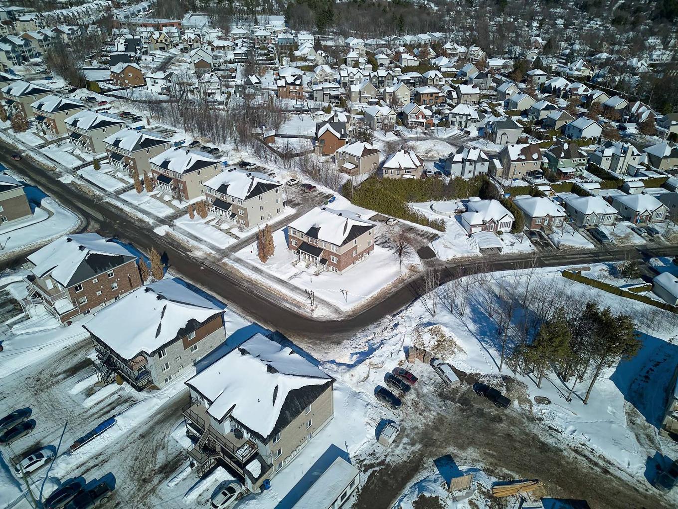 Photo aérienne - 1008 Boul. Maisonneuve, Saint-Jérôme, QC - Outdoor With View