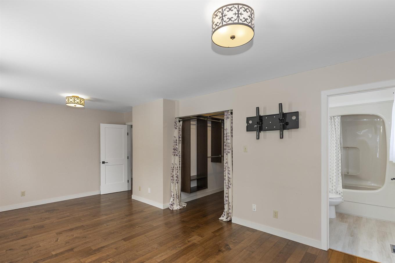 191 Skyline Avenue, Thunder Bay, ON - Indoor Photo Showing Other Room