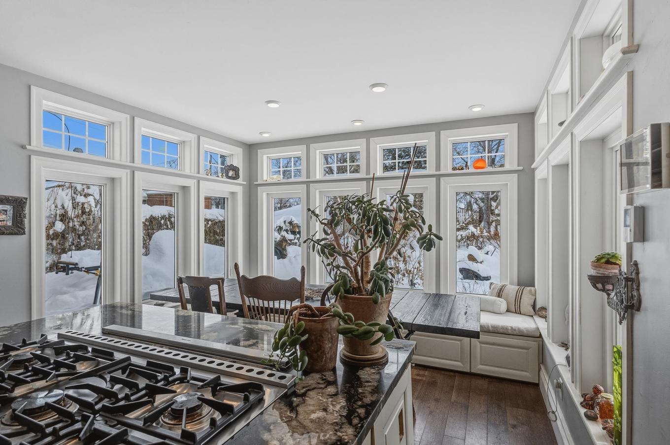 502 Norah Street S, Thunder Bay, ON - Indoor