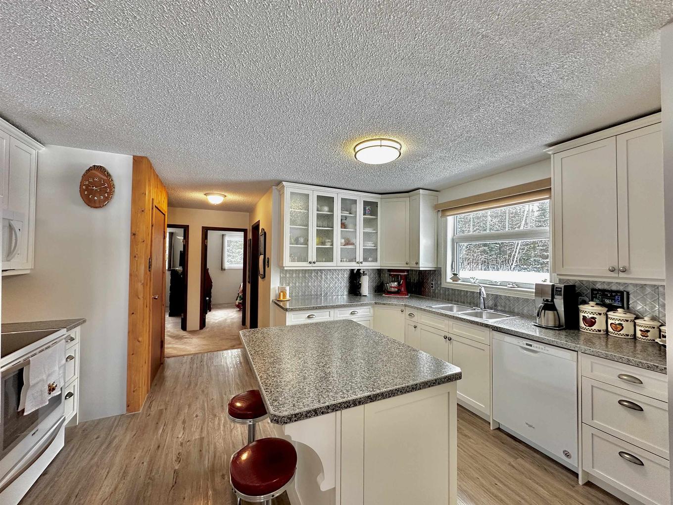 2353 Reddit Road, Kenora, ON