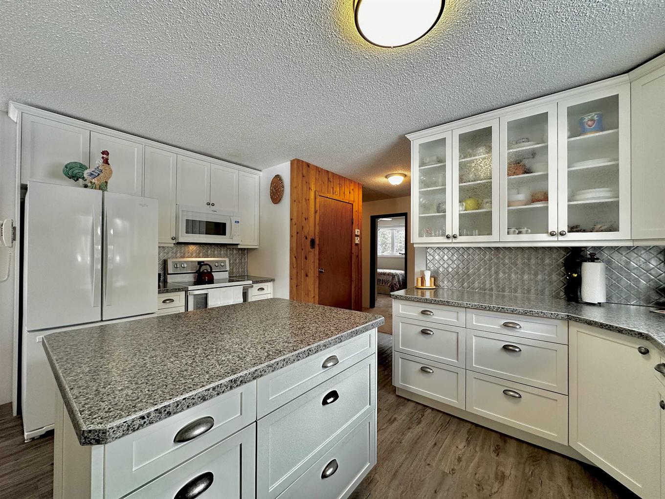 2353 Reddit Road, Kenora, ON