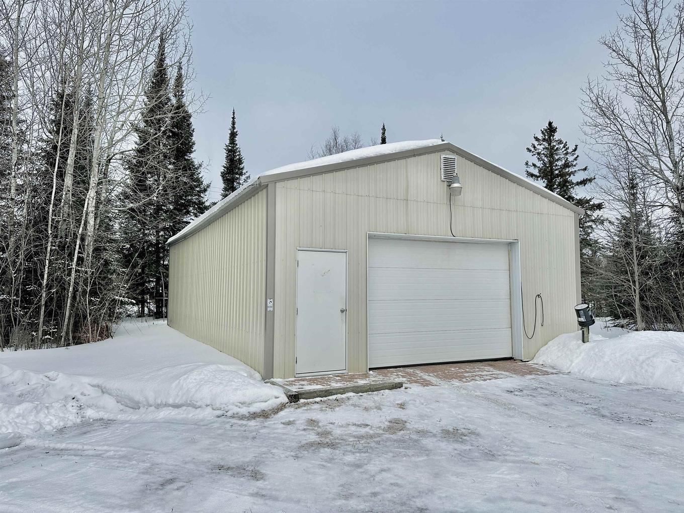 2353 Reddit Road, Kenora, ON