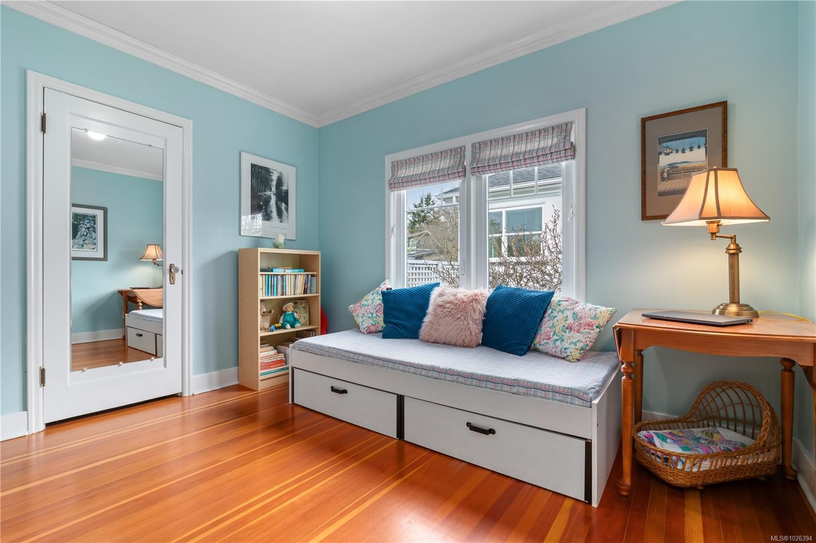 1020 Falkland Rd, Oak Bay, BC