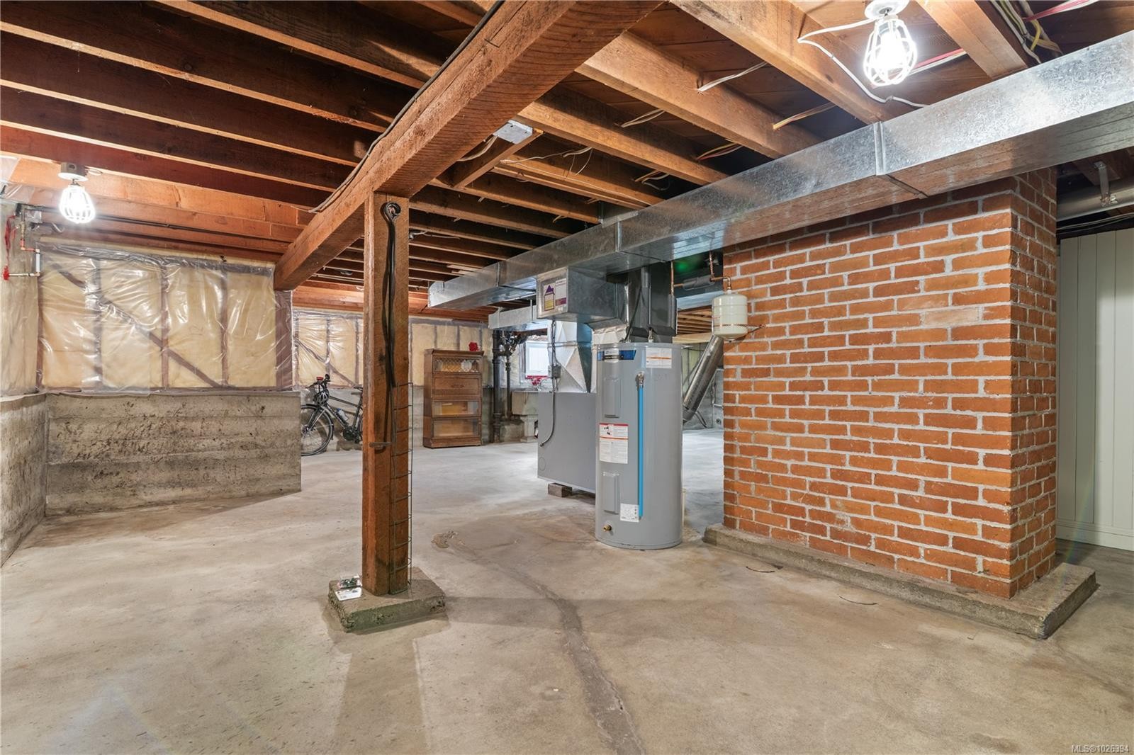 1020 Falkland Rd, Oak Bay, BC