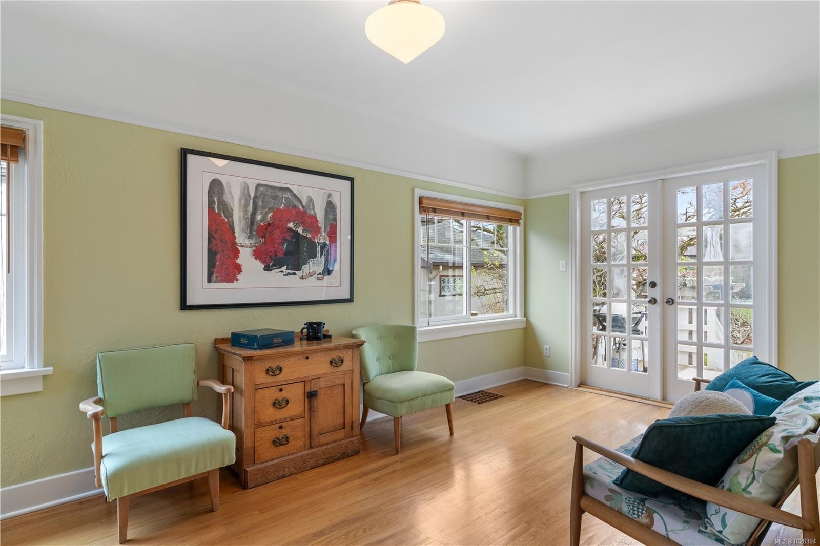 1020 Falkland Rd, Oak Bay, BC