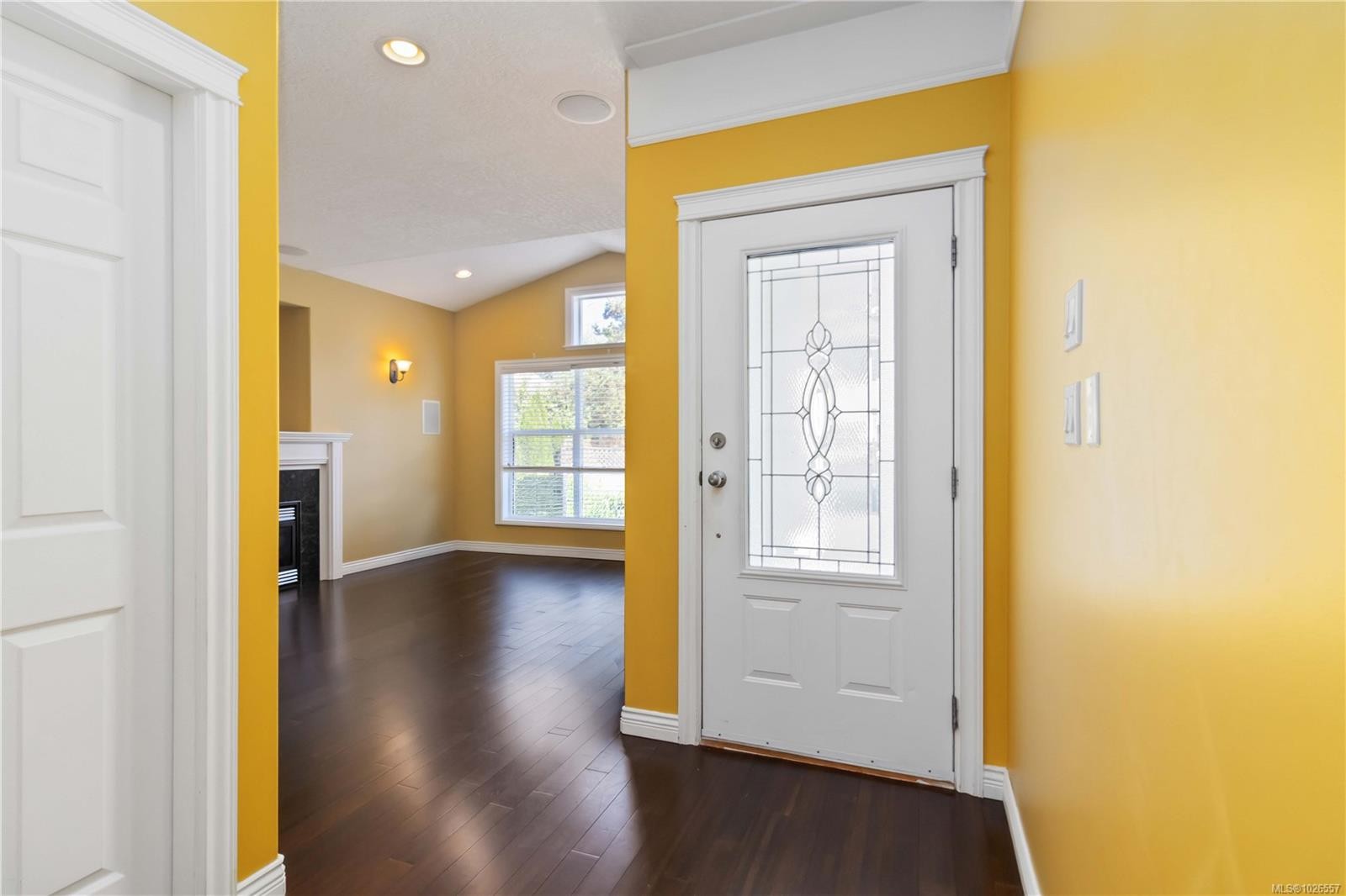 808 Jagdeep Pl, Saanich, BC