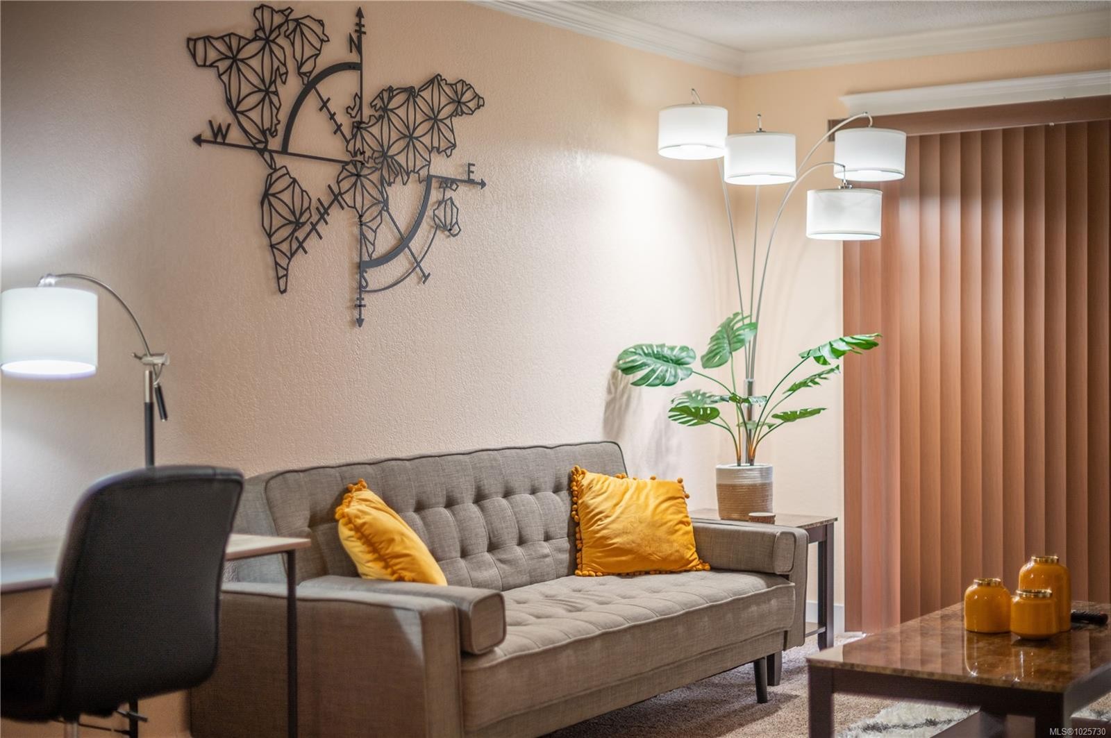 110-1600 Dufferin Cres, Nanaimo, BC - Indoor