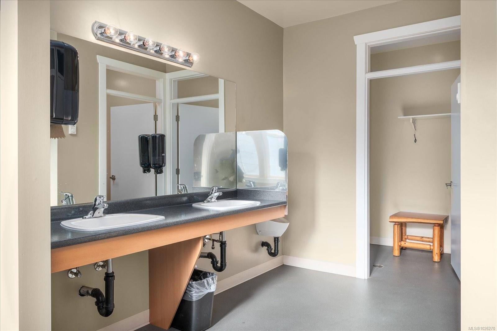 12-10750 Central Lake Rd, Port Alberni, BC