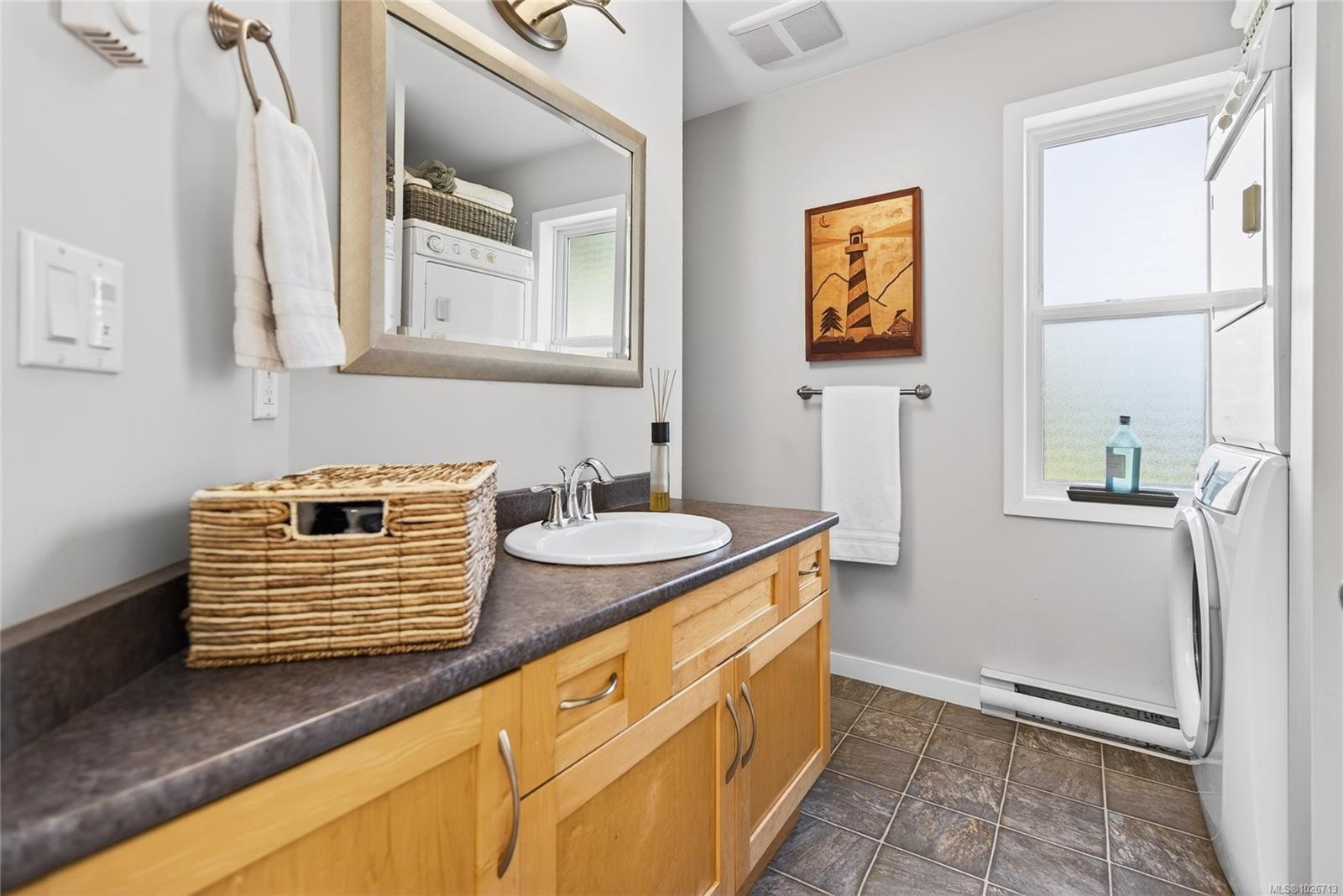 2156 Eardley Rd, Campbell River, BC