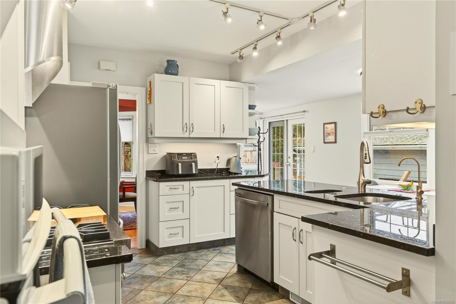 225 Stewart Ave, Nanaimo, BC