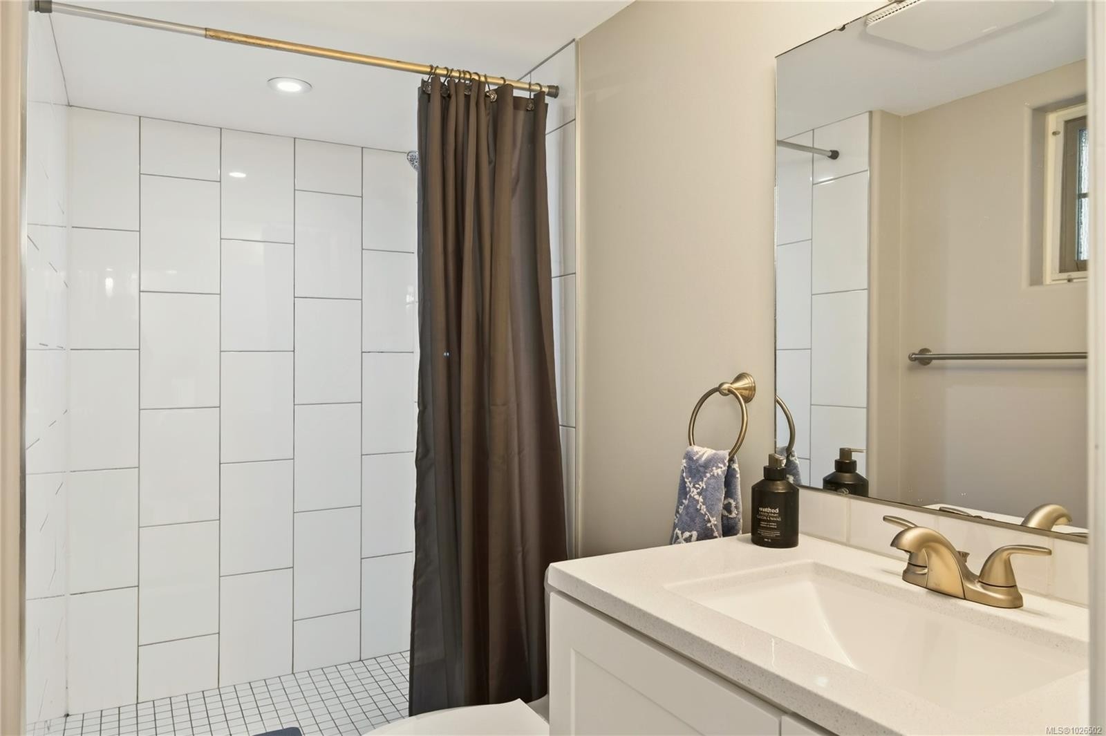 225 Stewart Ave, Nanaimo, BC