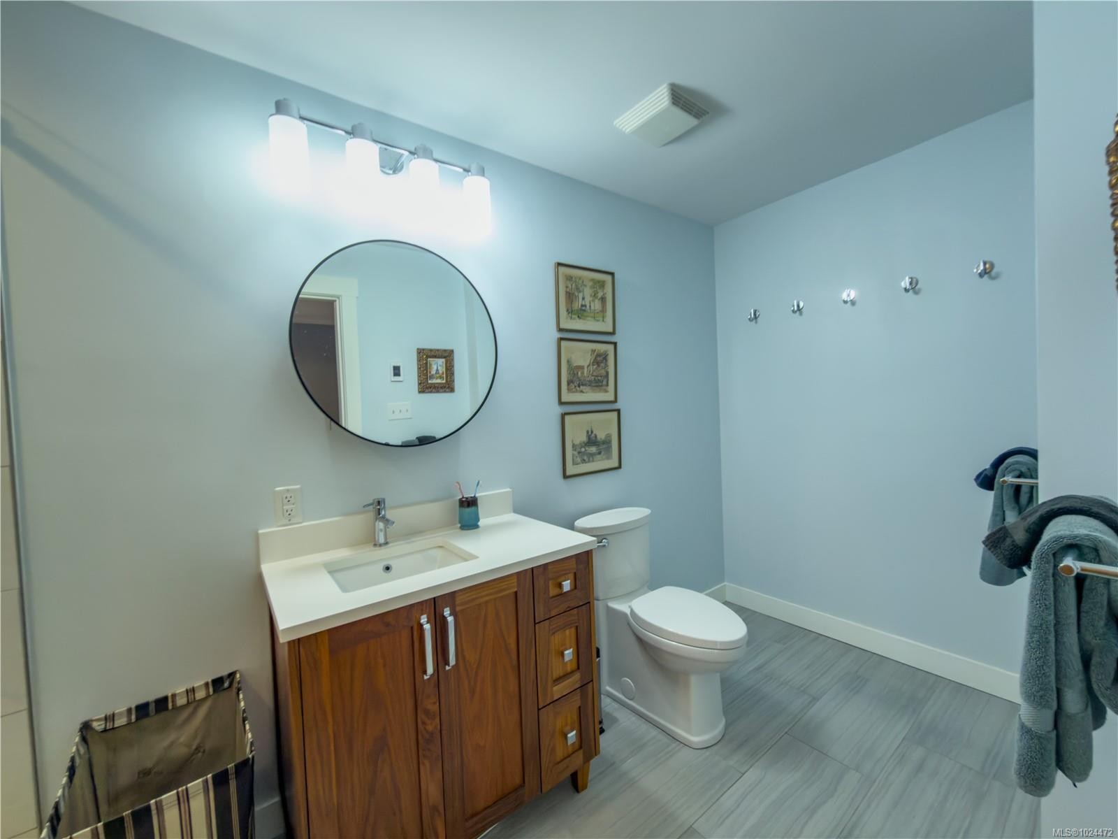 1560 Joan Ave, Crofton, BC