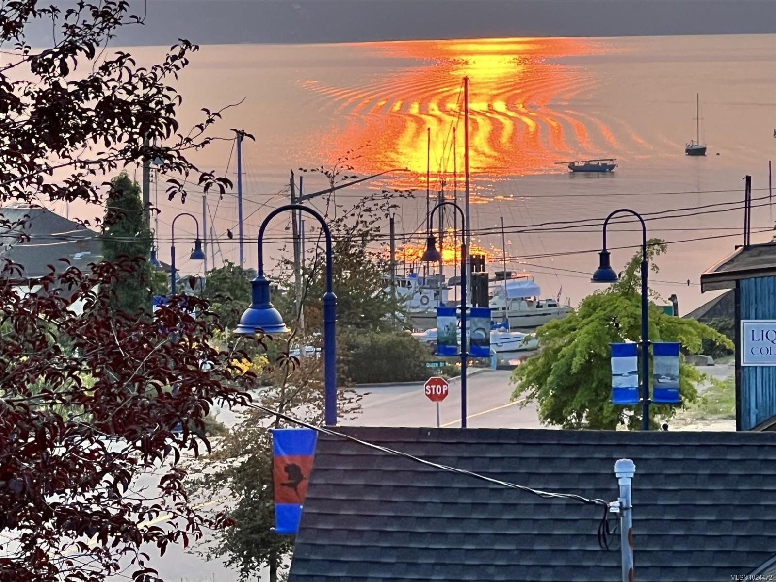 1560 Joan Ave, Crofton, BC