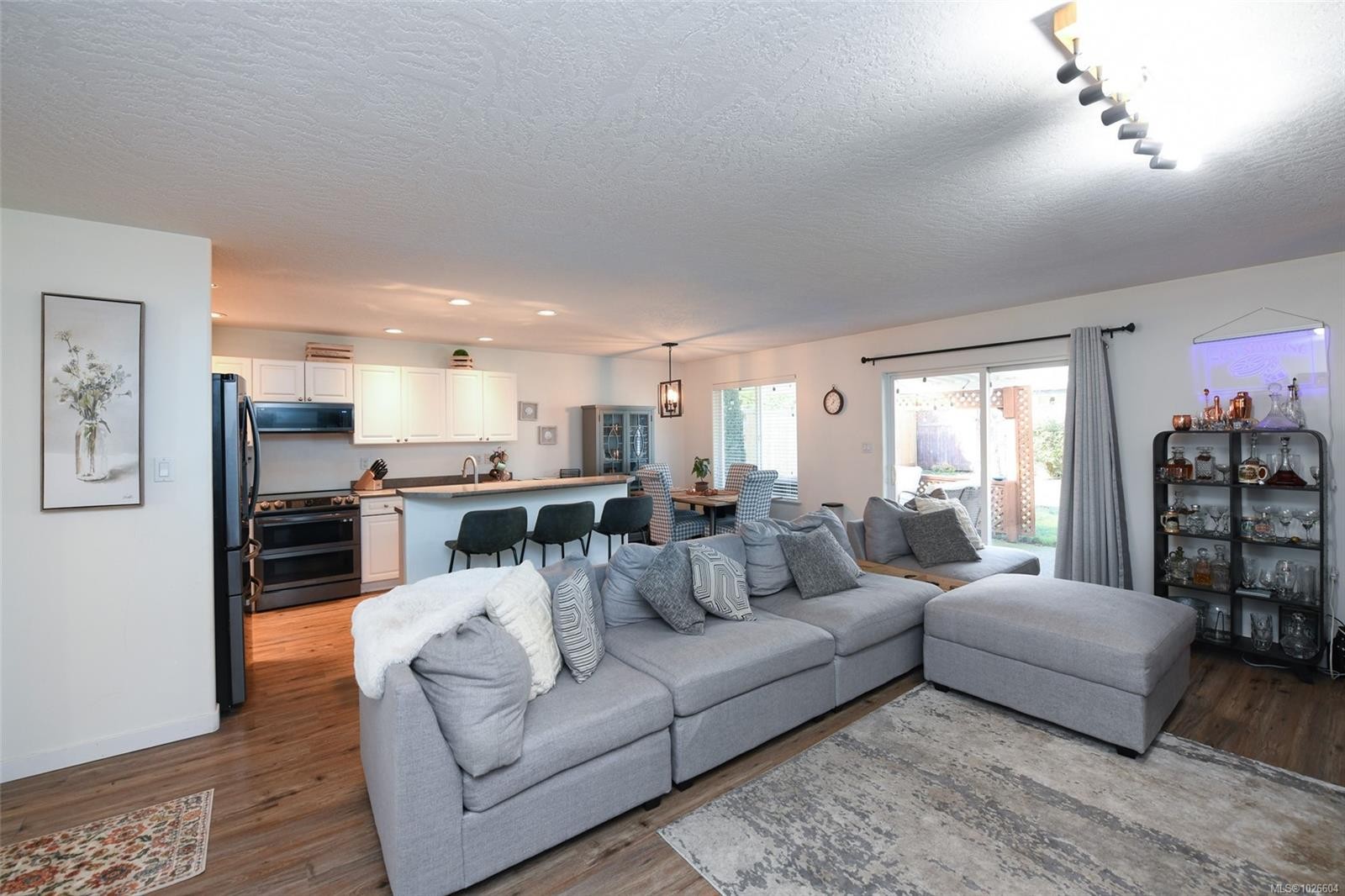 937 Malahat Dr, Courtenay, BC