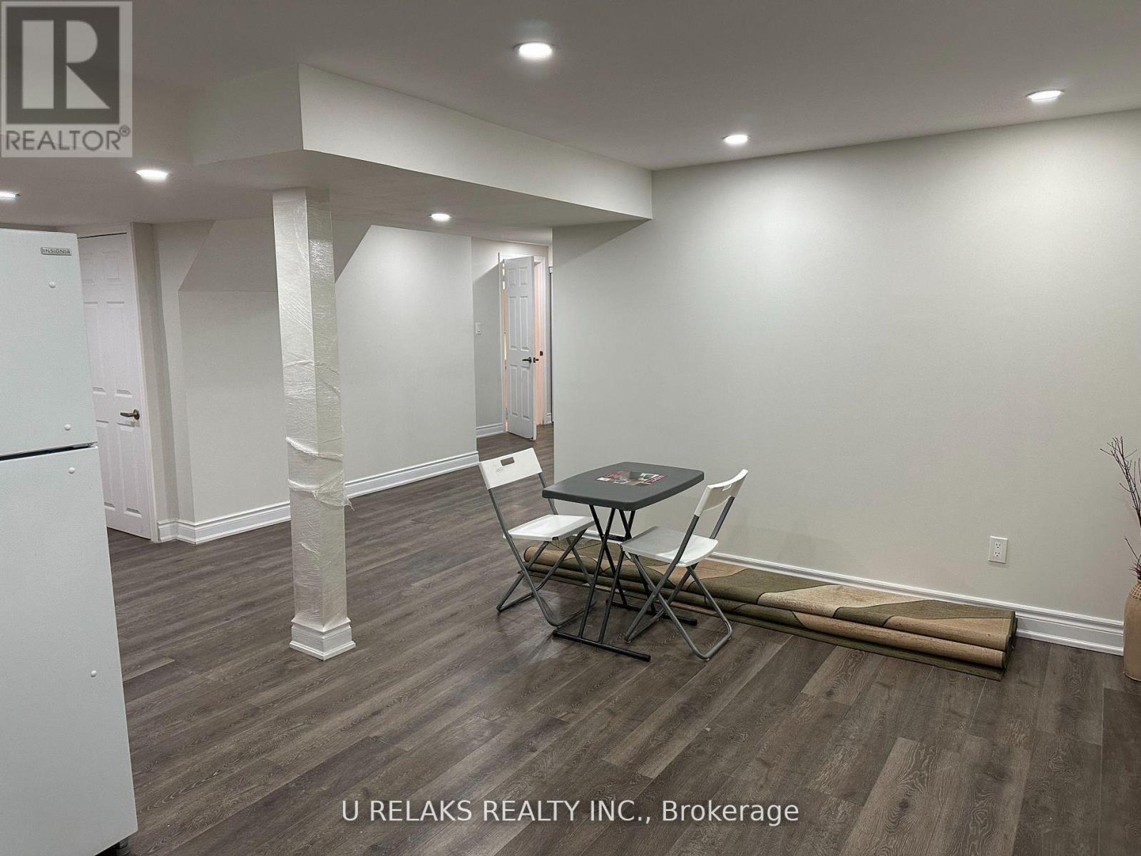 640 Farwell Crescent, Mississauga, ON - Indoor