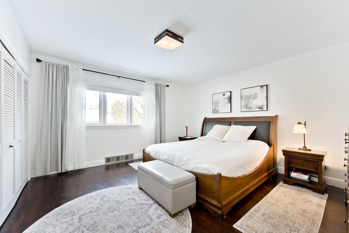 Primary bedroom - 27 Rue Spring-Garden, Sherbrooke (Lennoxville), QC - Indoor Photo Showing Bedroom