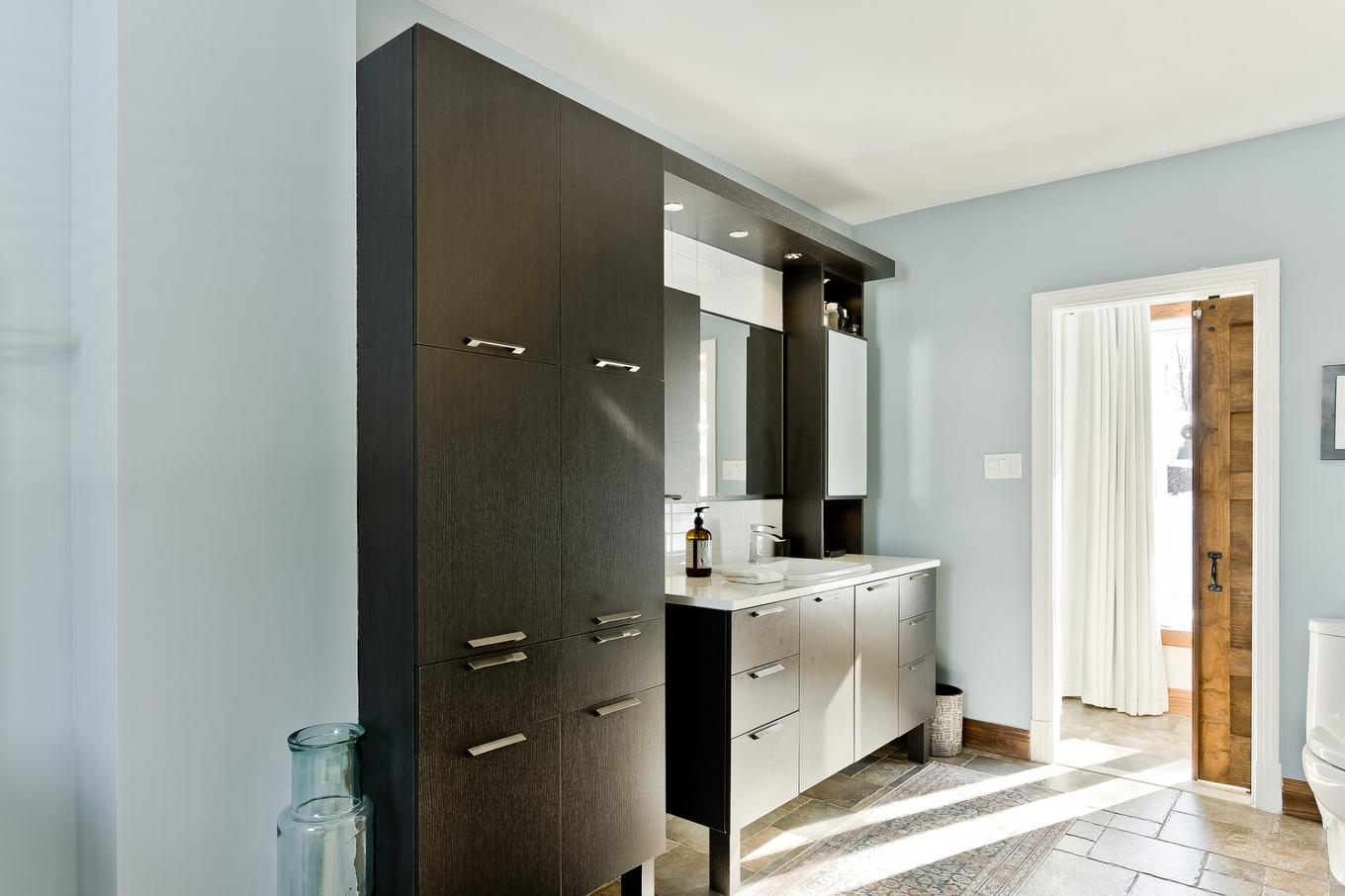 Bathroom - 27 Rue Spring-Garden, Sherbrooke (Lennoxville), QC - Indoor