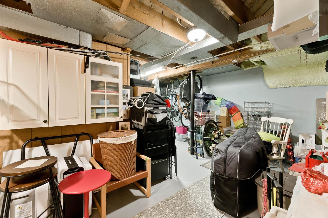 Storage - 27 Rue Spring-Garden, Sherbrooke (Lennoxville), QC - Indoor Photo Showing Other Room