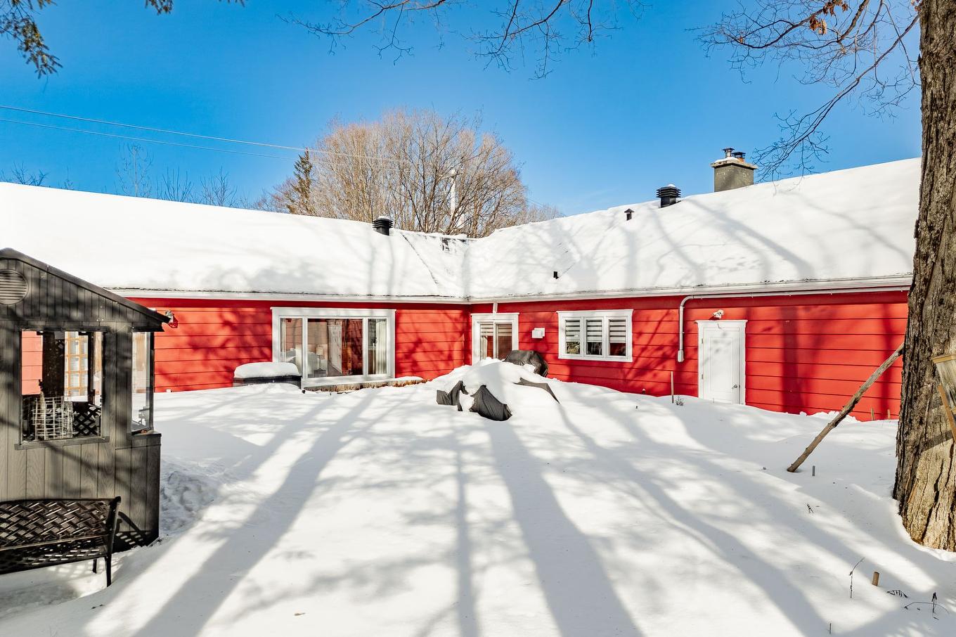 Backyard - 27 Rue Spring-Garden, Sherbrooke (Lennoxville), QC - Outdoor