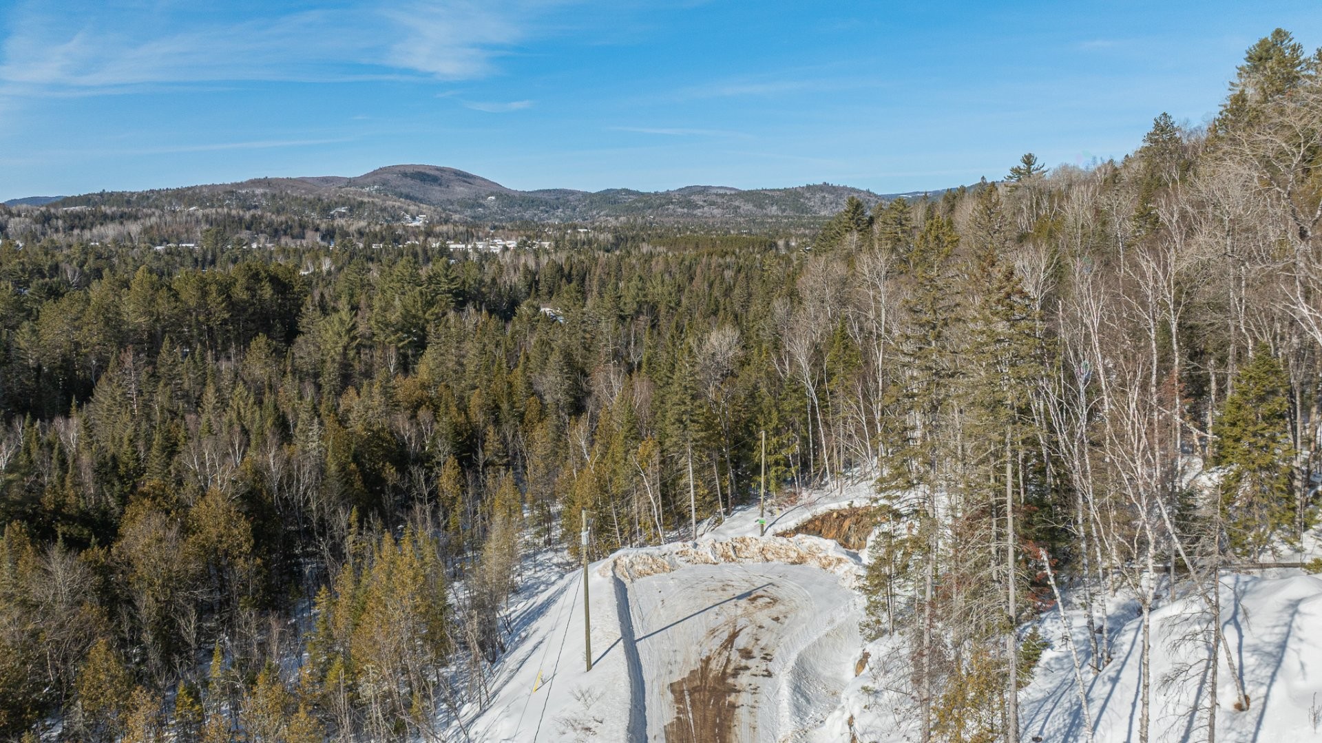 Photo aérienne - Rue Des Cougars, Saint-Côme, QC