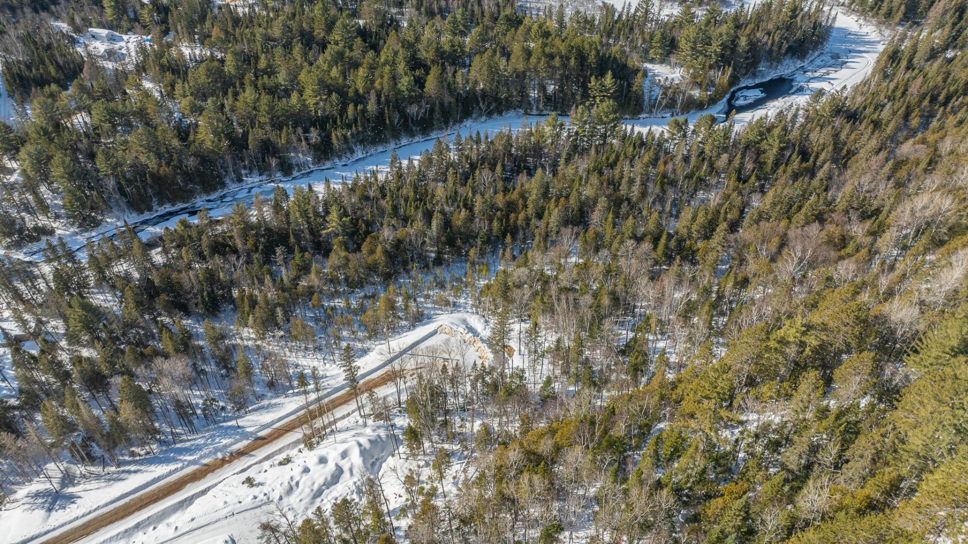 Photo aérienne - Rue Des Cougars, Saint-Côme, QC
