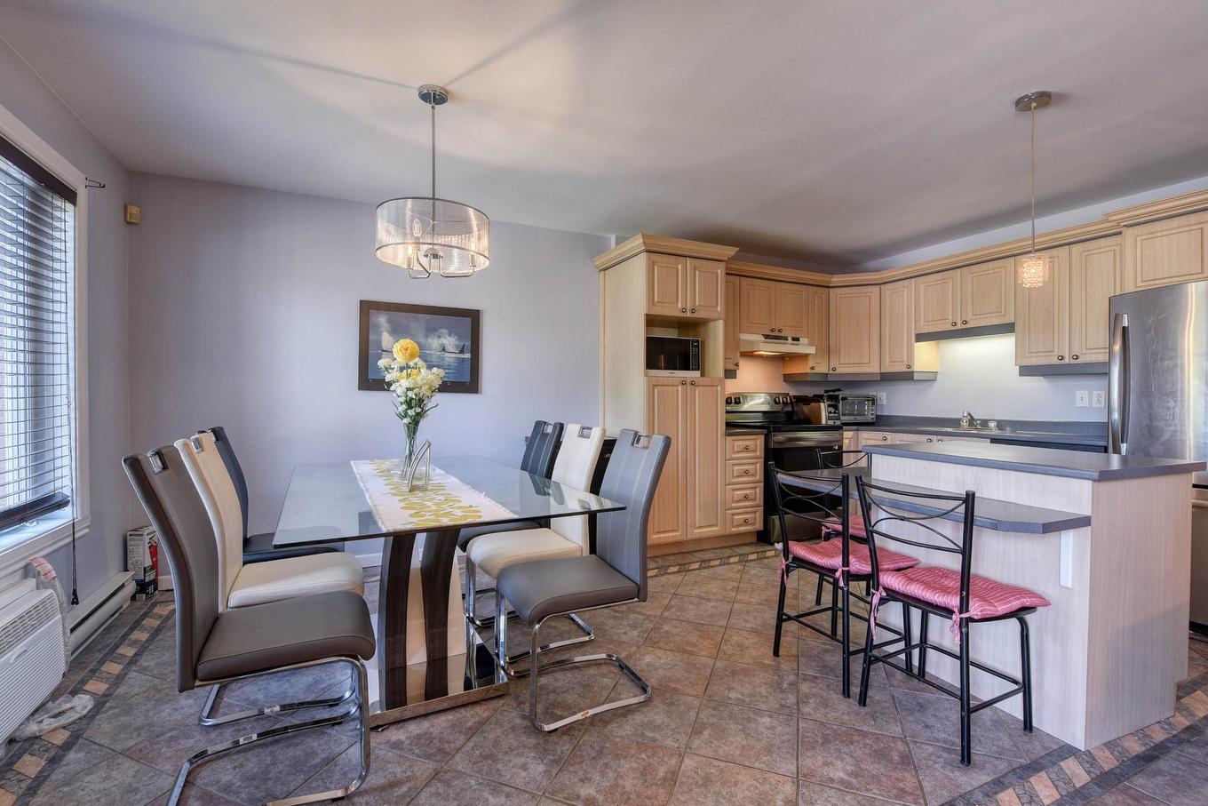 Dining room - 21-54 Rue De Courcelle, Repentigny (Repentigny), QC - Indoor