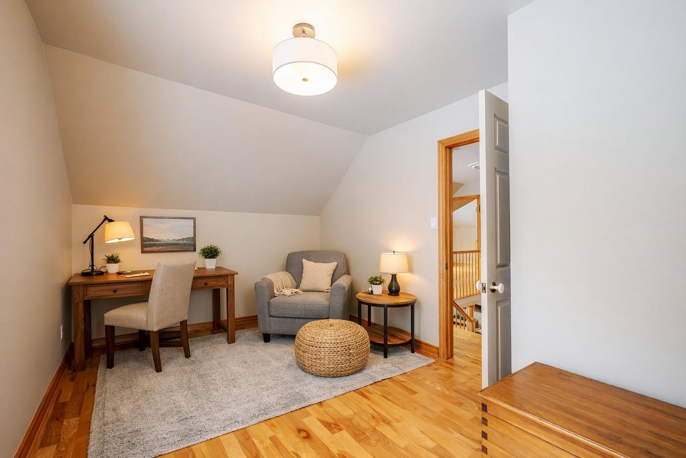 Office - 830 Rue Des Lièvres, Farnham, QC - Indoor