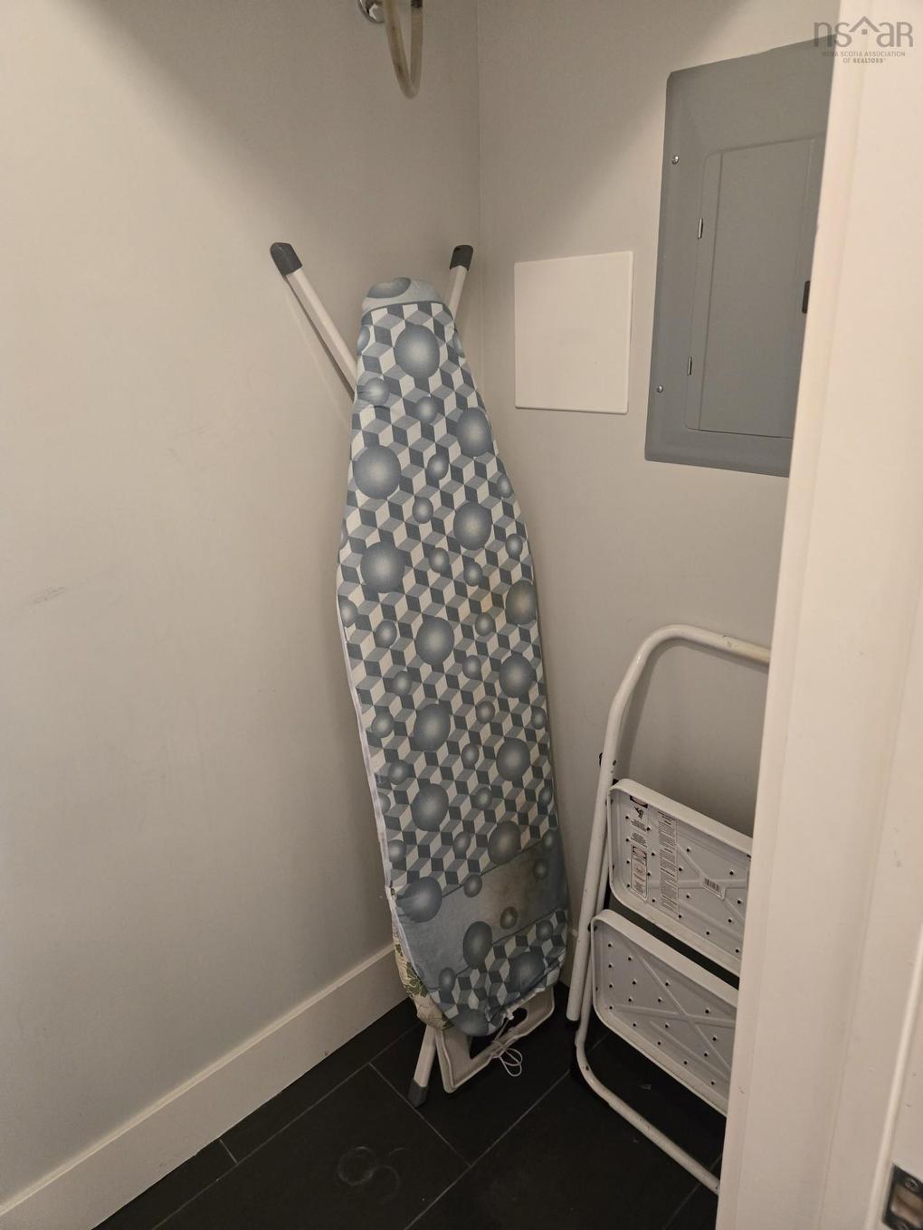 504 15 Kings Wharf Place, Dartmouth, NS