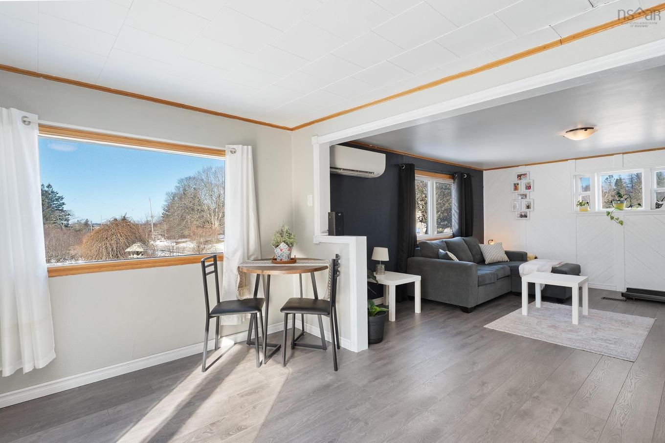 90 Oak Park Road, East Pubnico, NS