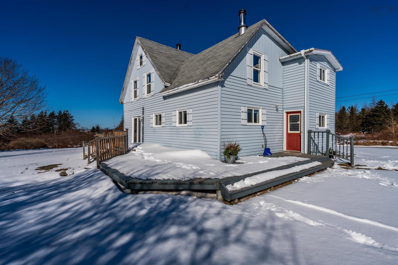 90 Oak Park Road, East Pubnico, NS