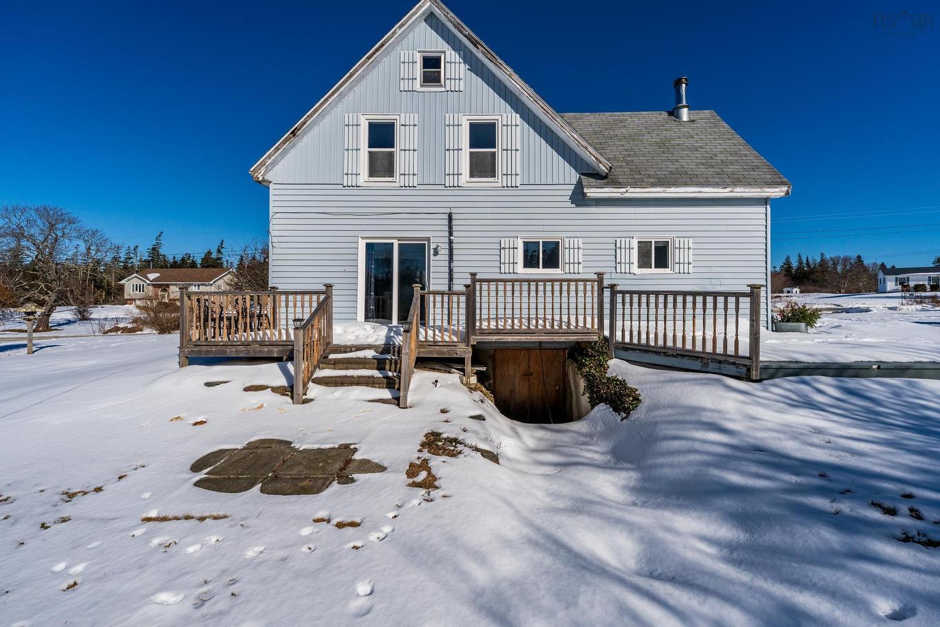 90 Oak Park Road, East Pubnico, NS