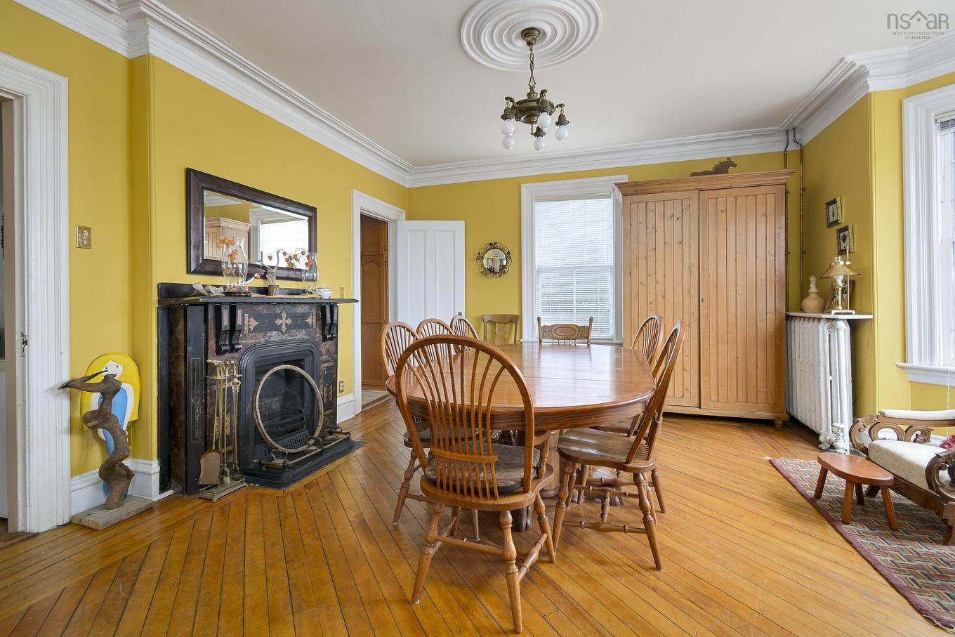 523 Chebucto Street, Baddeck, NS