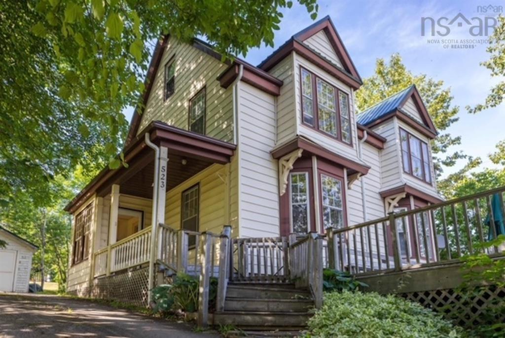 523 Chebucto Street, Baddeck, NS