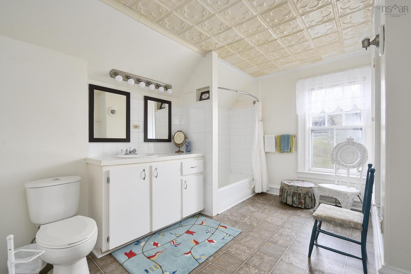 523 Chebucto Street, Baddeck, NS