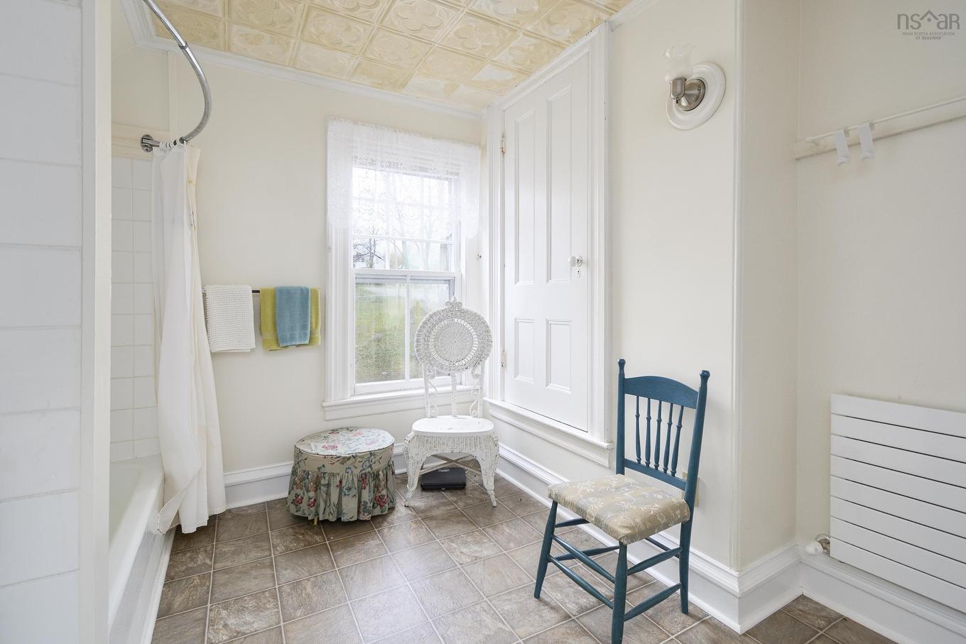 523 Chebucto Street, Baddeck, NS