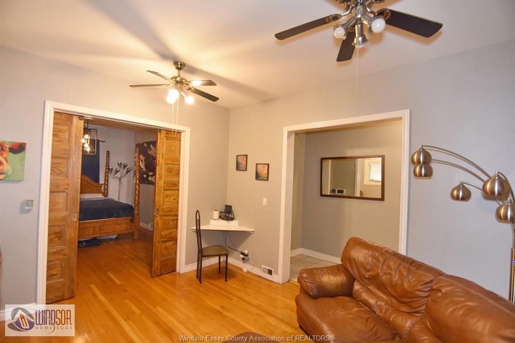 1453 Wyandotte Street East, Windsor, ON