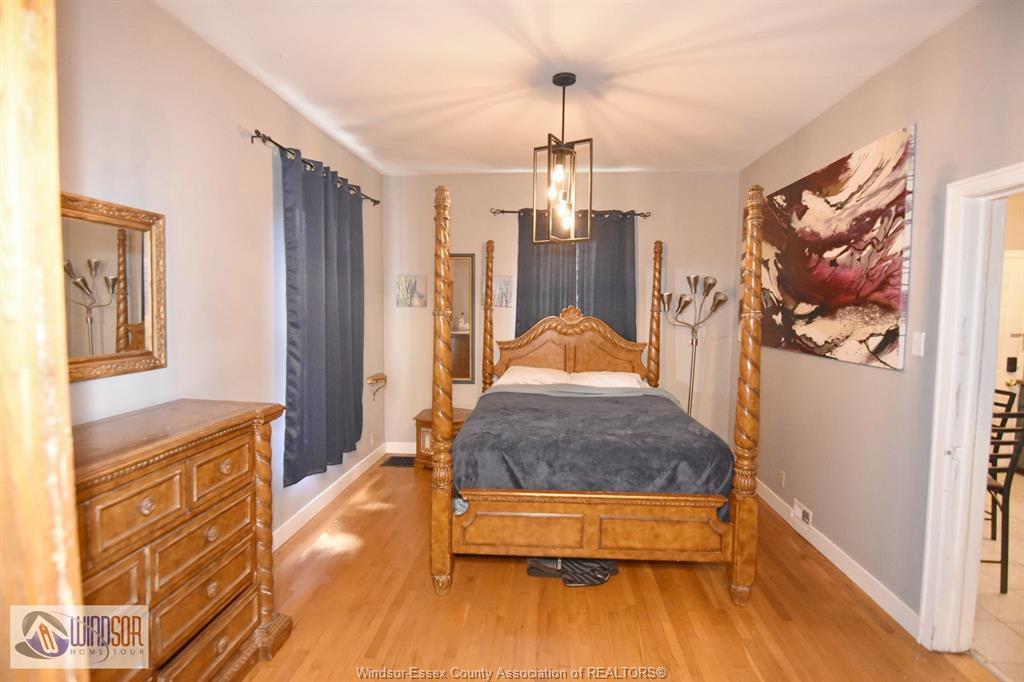 1453 Wyandotte Street East, Windsor, ON