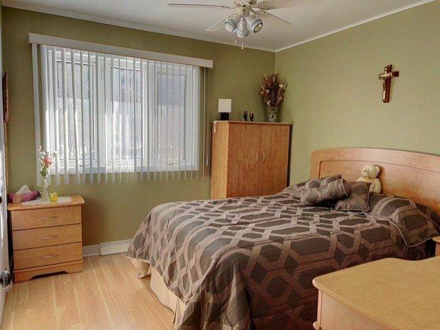 Bedroom - 11 Boul. Perron E., Matapédia, QC - Indoor Photo Showing Bedroom