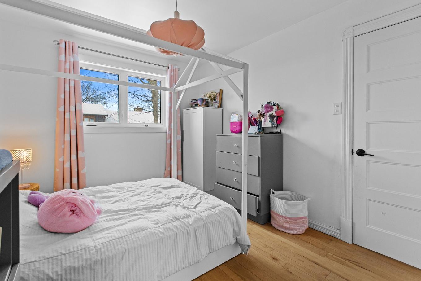 Bedroom - 254 Rue Plessis, Repentigny (Repentigny), QC - Indoor Photo Showing Bedroom