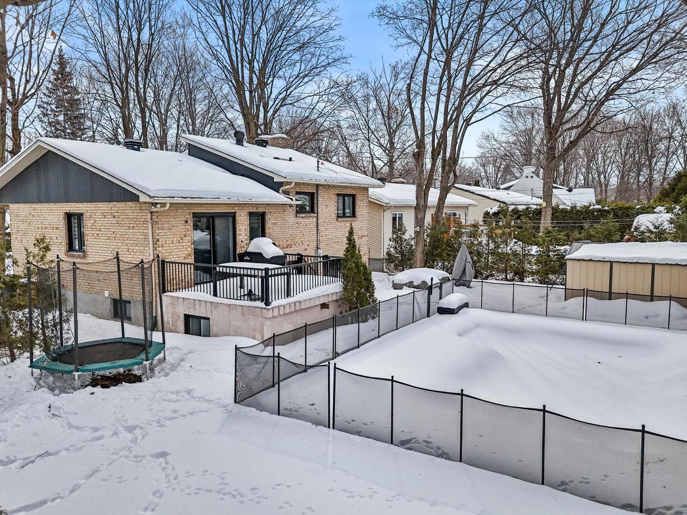 Backyard - 254 Rue Plessis, Repentigny (Repentigny), QC - Outdoor