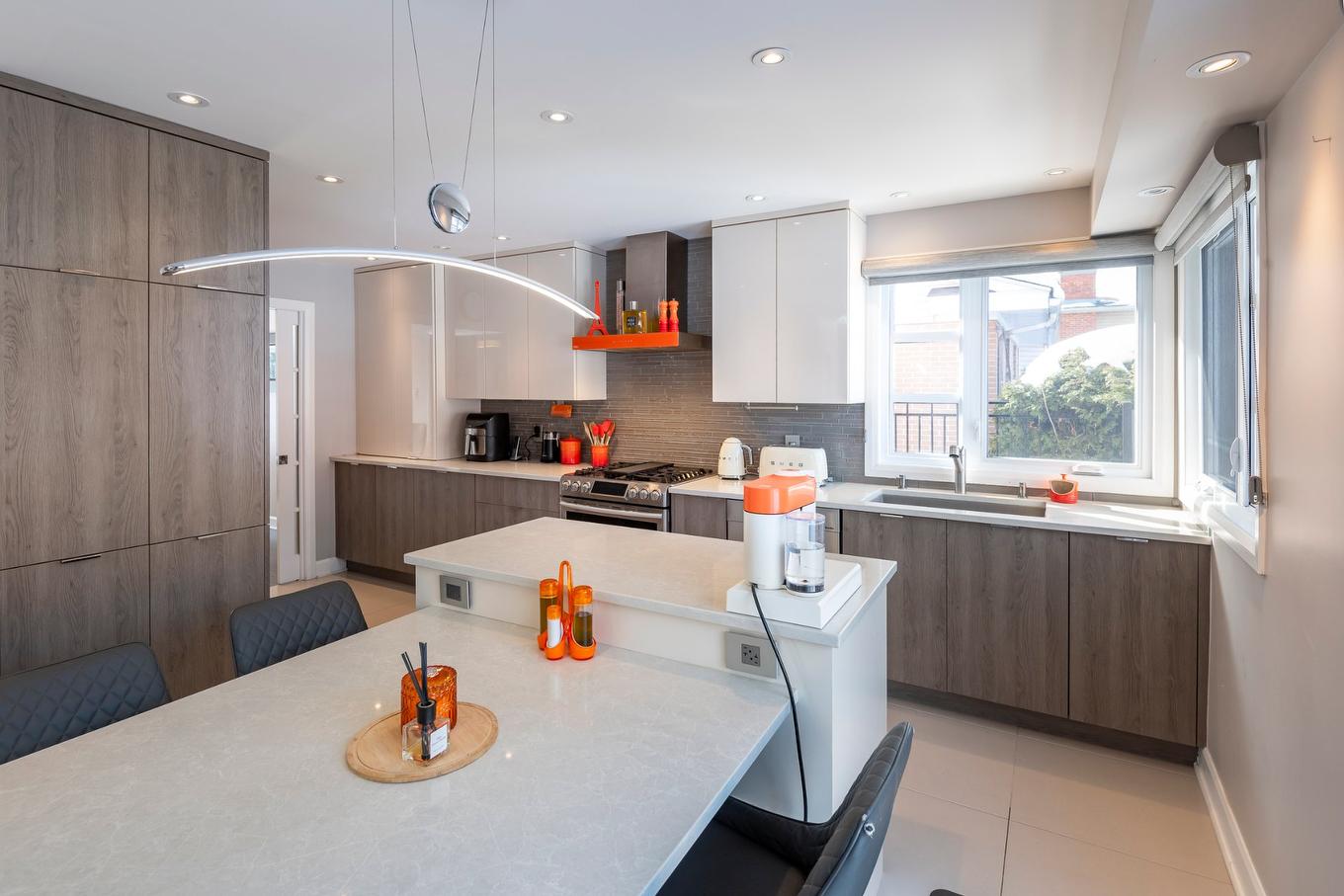 Kitchen - 125 Av. Brigadoon, Pointe-Claire, QC - Indoor