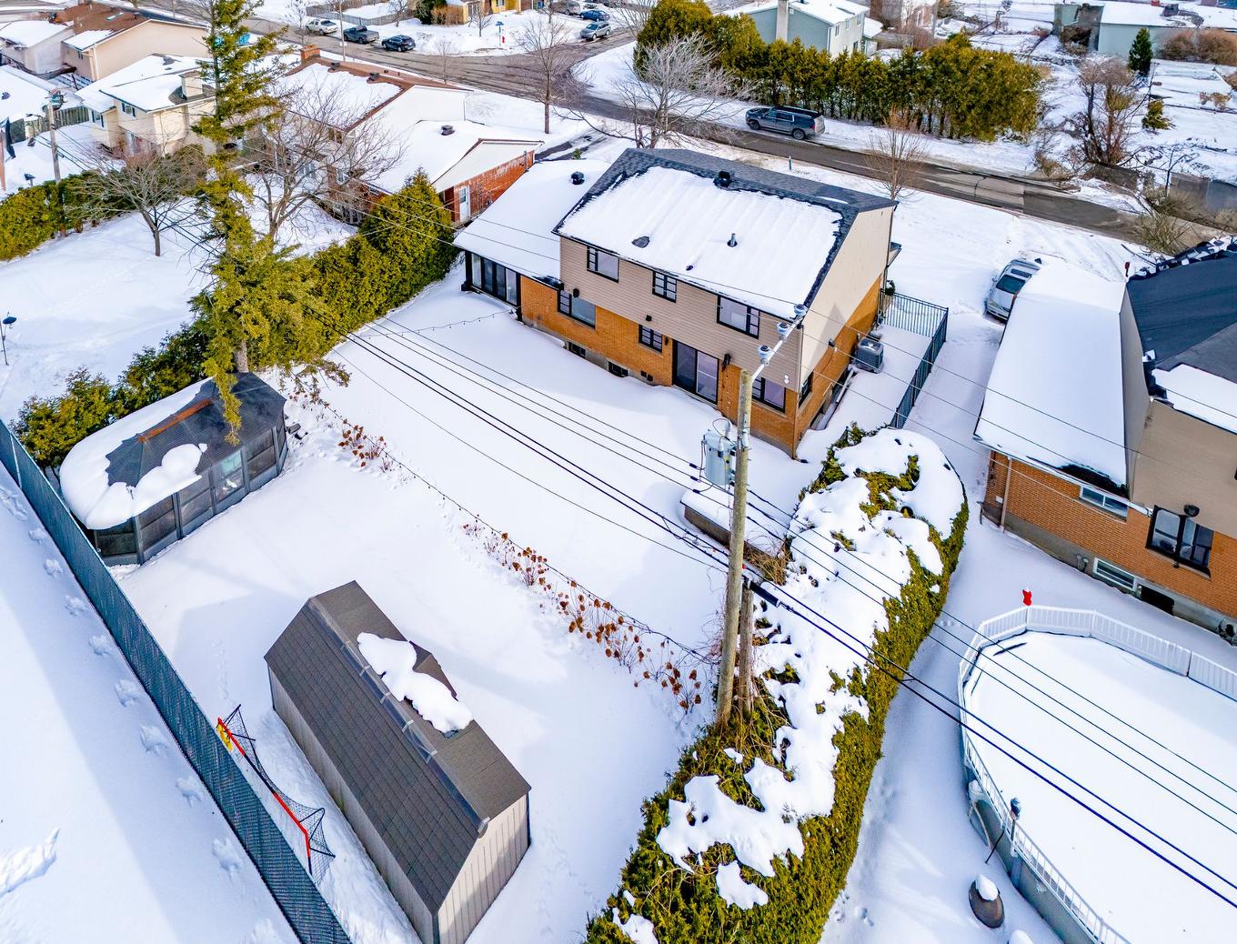 Backyard - 125 Av. Brigadoon, Pointe-Claire, QC - Outdoor With View