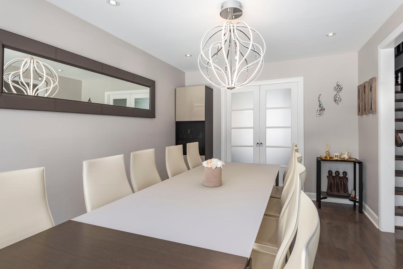 Dining room - 125 Av. Brigadoon, Pointe-Claire, QC - Indoor Photo Showing Dining Room